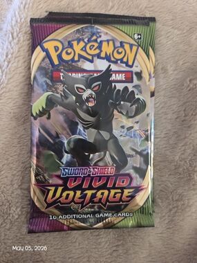Pokemon Sword & Shield Vivid Voltage Booster Pack - Zarude Foil